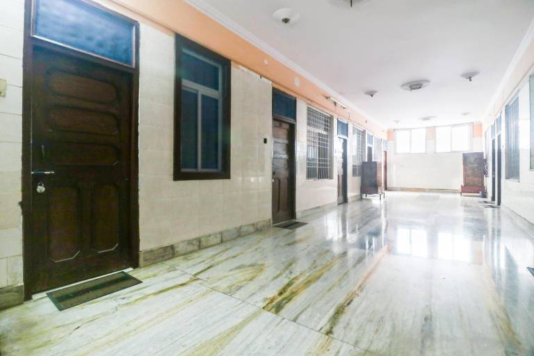 SPOT ON Hotel Anand Bhawan