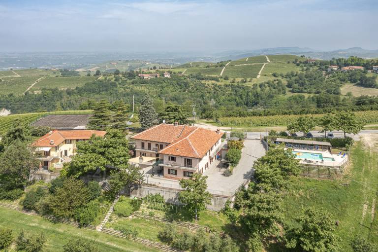 Camera privata Belvedere Langhe