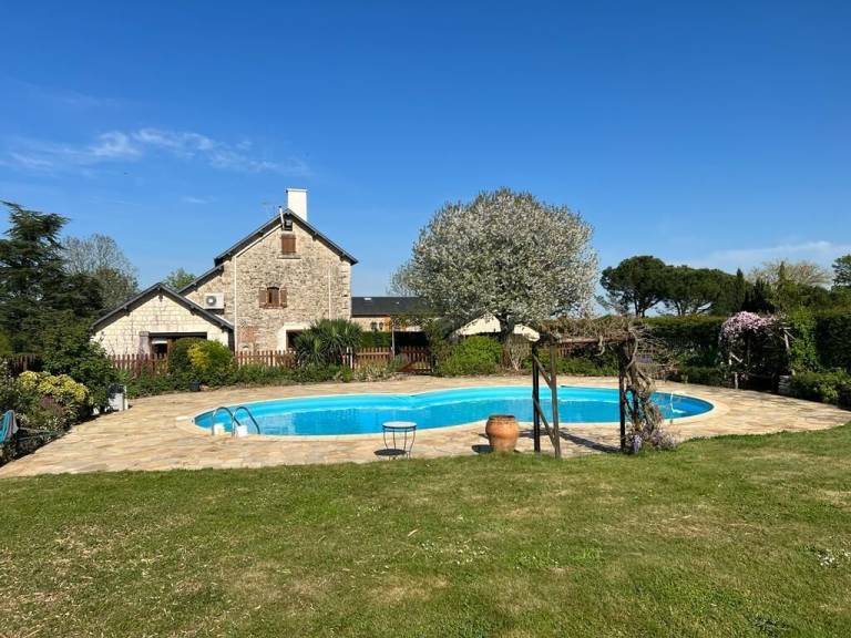 Farmhouse  Mazières-en-Gâtine
