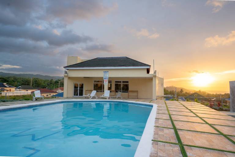 Villa  Ocho Rios
