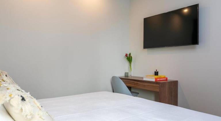 Holiday apartment | Near Puerta de Alcalá | Suitable for remote work | Dogs allowed — photo 3