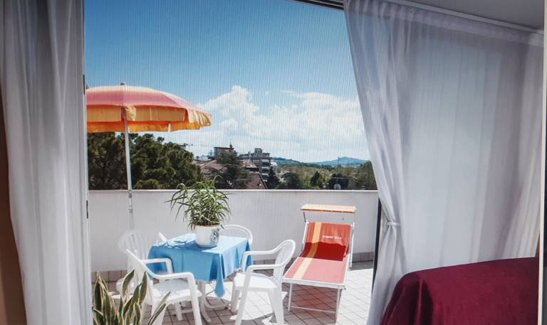 Rental apartment with patio | Panoramic view | Beach nearby | Dogs allowed — photo 2