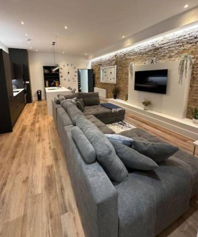 Apartment Westcliff-on-Sea