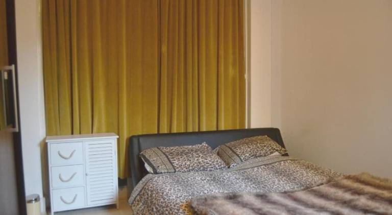 Bed and breakfast West London