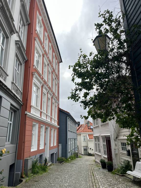 Central apartment by Nyg&aring;rdsh&oslash;yden