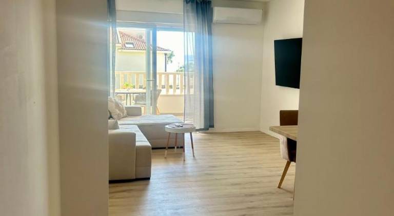 Holiday apartment with terrace — photo 3