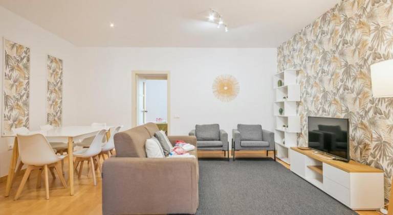Holiday apartment with 2 rooms for 6 persons in Barcelona