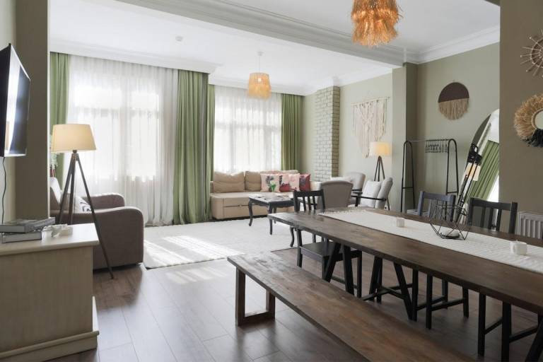 Central & Spacious Near Taksim - Grps&Fams-5BR-13P — photo 3