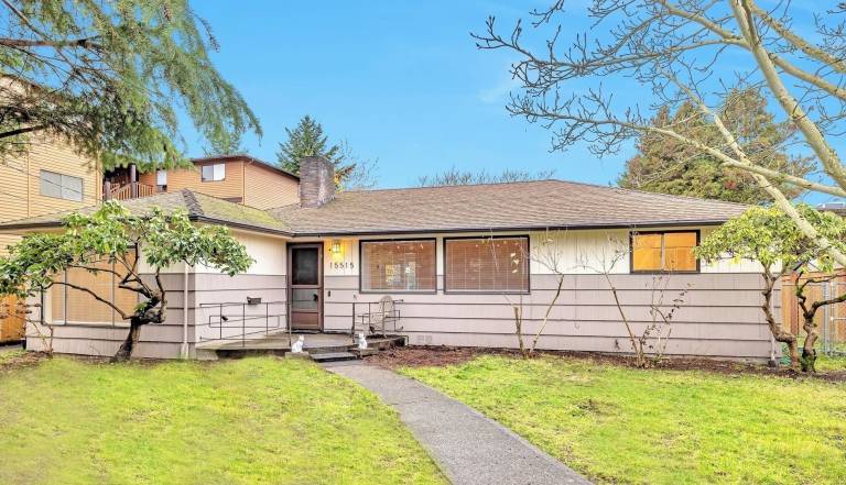 House  Burien