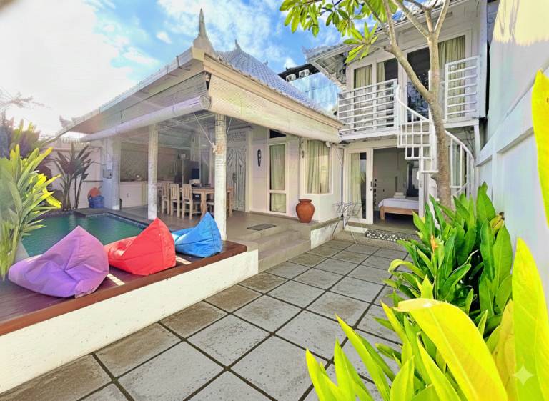 Children-friendly villa with terrace & private pool | Good for workation | Dogs allowed in Canggu