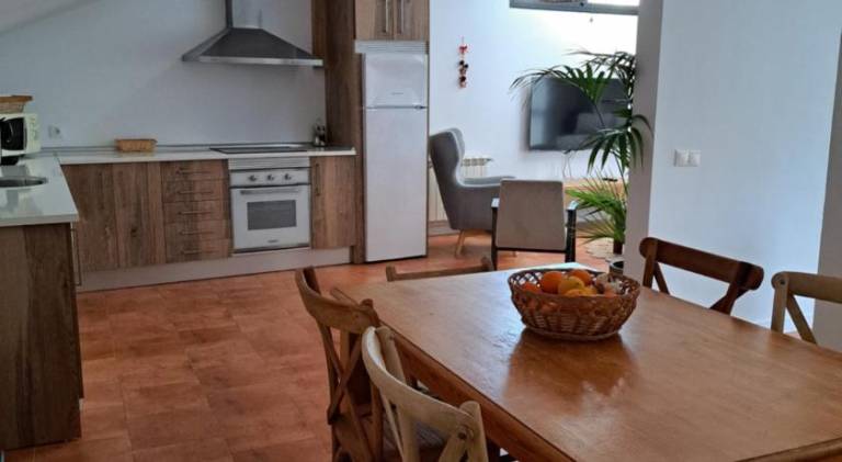 Rental apartment with 4 rooms for 7 persons — photo 2