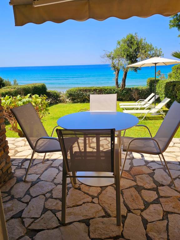 Vacation home with pool, barbeque & garden | Nature view — photo 3