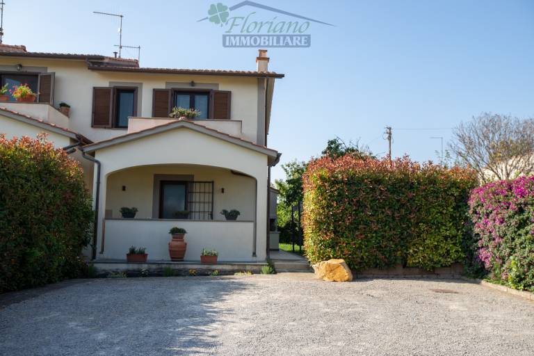 Villa with barbecue & garden | City view | Pets are welcome — photo 4
