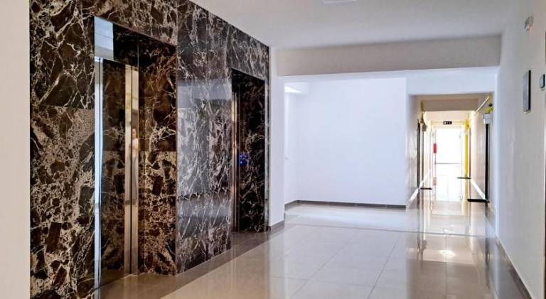 Apartment with private pool & terrace — photo 5