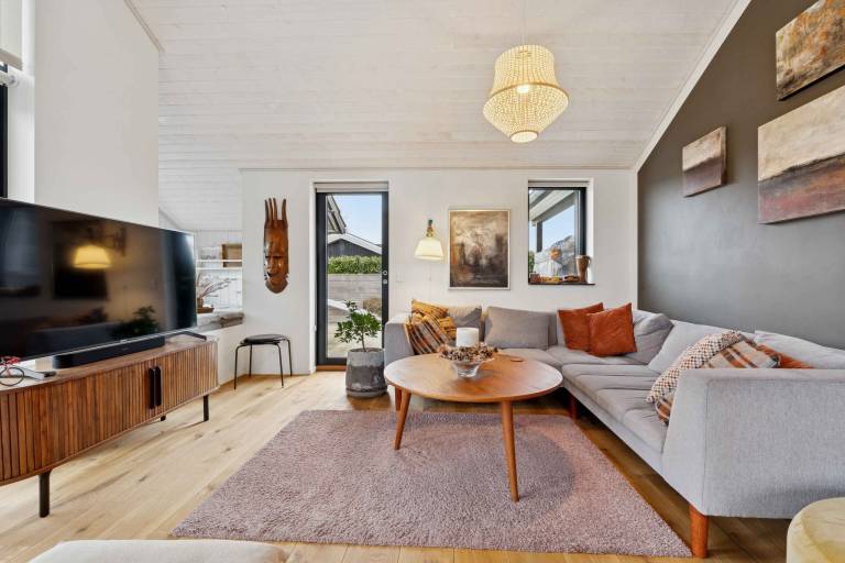 New holiday home close to the beach — photo 3