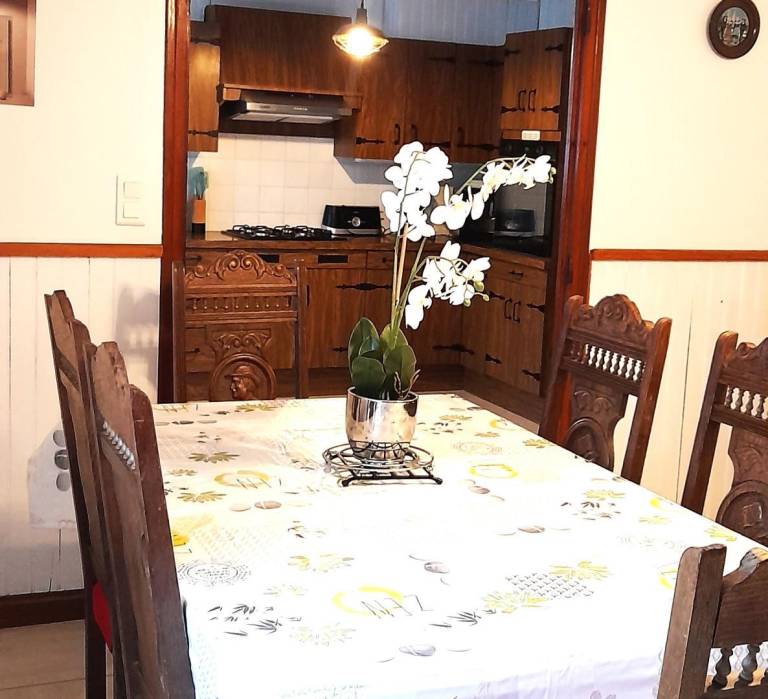 Gite with patio, yard & barbeque — photo 5