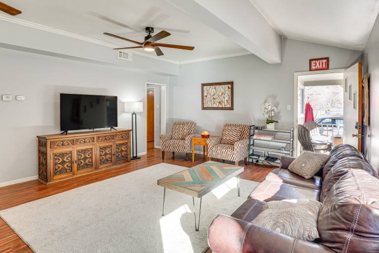 Bisbee Home w/ Private Parking & EV Charger! — photo 4