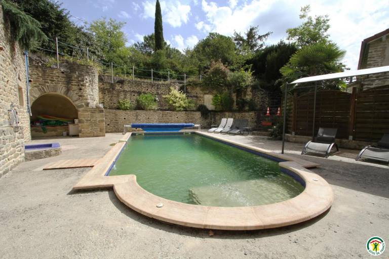 LES CHAISES LONGUES