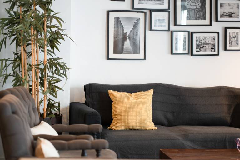 Fully equipped house with fast internet & terrace | City view | Perfect for remote work | Pets are welcome — photo 3