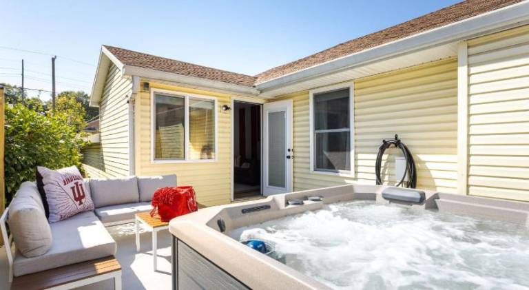 Vacation home with hot tub | Good for workation | Pets are welcome — photo 3