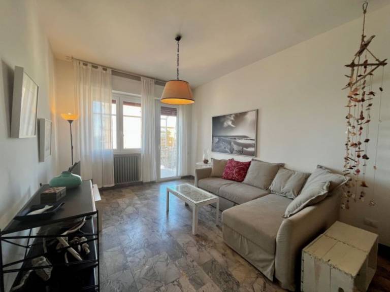 Apartment with 2 rooms for 6 persons — photo 3