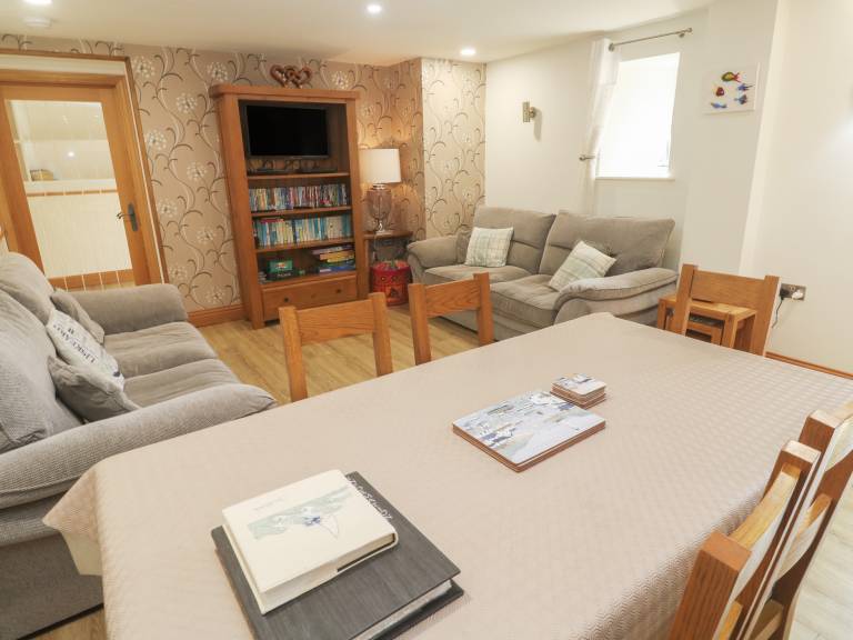 Children-friendly wonderful cottage with grill & yard | Beach view | Pet-friendly — photo 4
