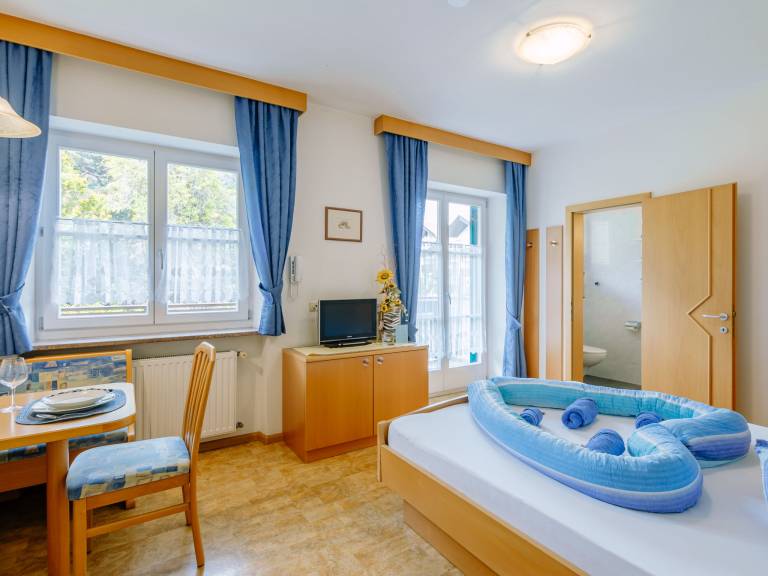 Ferienwohnung in Andrian, Terlan für max. 2 Personen Ferienwohnung in Andrian, Terlan für max. 2 Personen