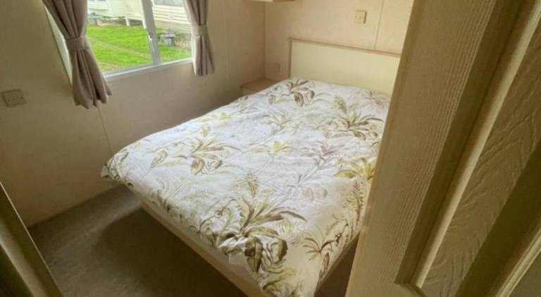 Coral beach 8berth caravan — photo 2