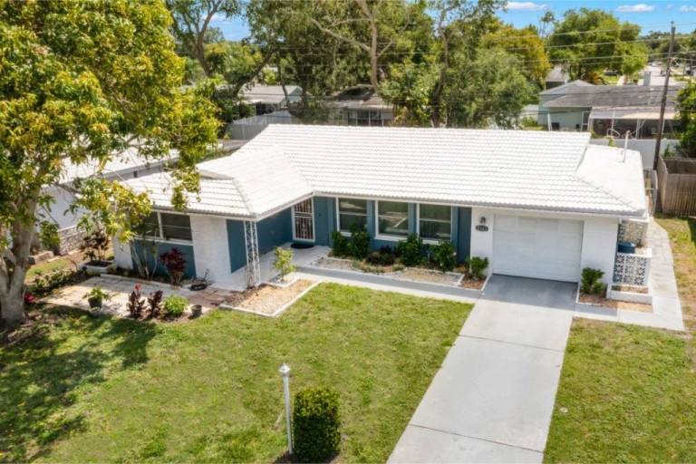 House  Safety Harbor