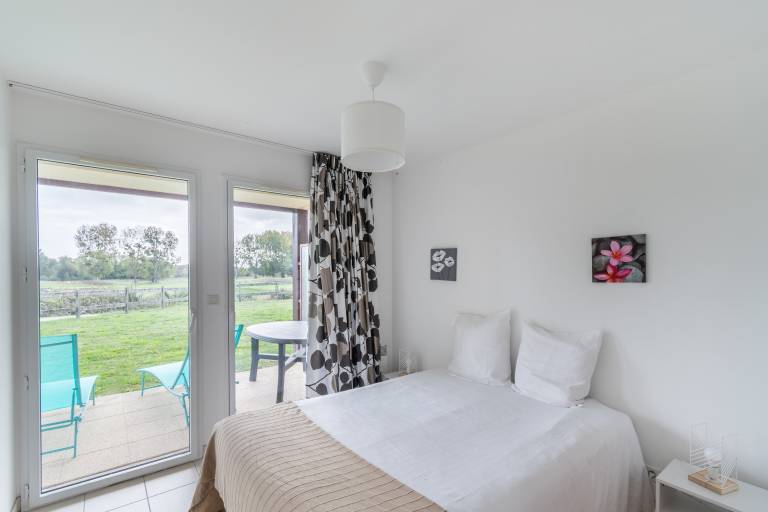 Rental apartment with heated pool, garden & sauna — photo 4