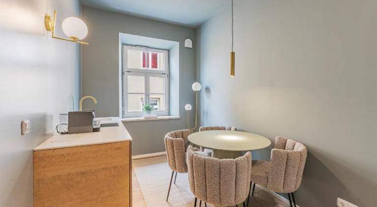 Serviced apartment with terrace & yard | Pets are welcome — photo 5