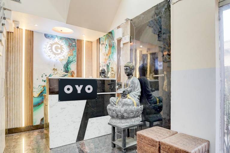 SPOT ON G Grand Hotel