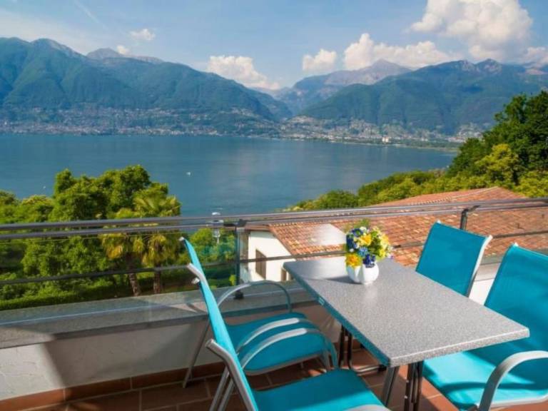 Ferienwohnung in Vira (Gambarogno), Tessin f&uuml;r max. 4 Personen