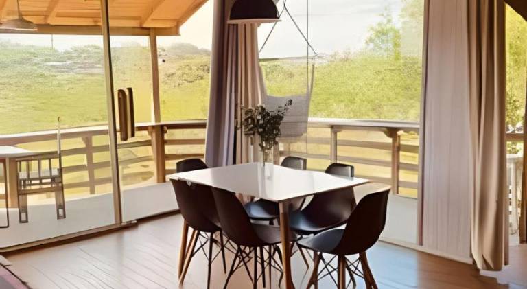 Chalet with yard & grill — photo 5