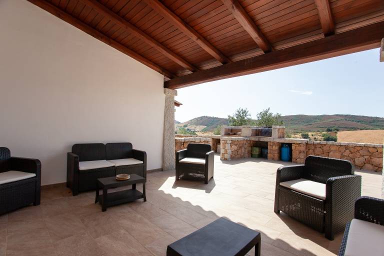 Holiday Apartment "Immerso nel verde" with Wi-Fi, Terrace & Garden — photo 4