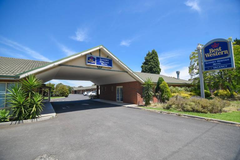 Motel  Dandenong
