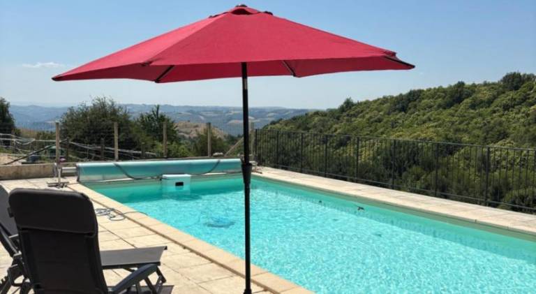 Rental apartment with pool | Dogs allowed in Rodez