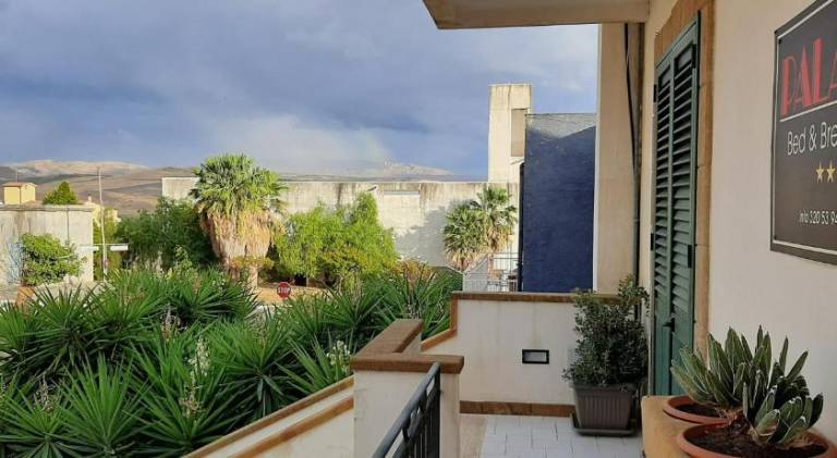 Palace Bed & Breakfast