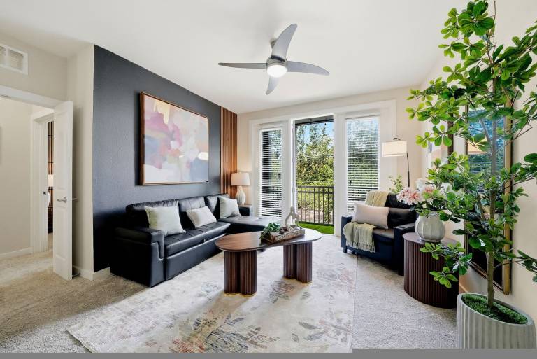 Modern 2BR w Pool Pet Friendly Unit 23