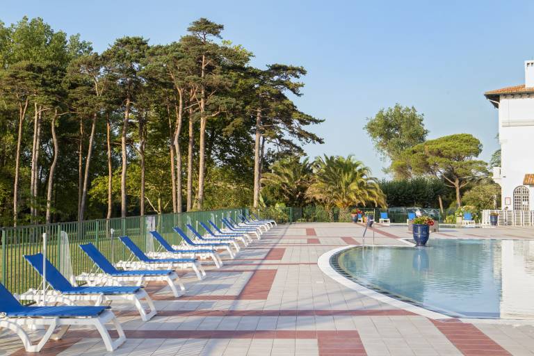 Family-oriented holiday apartment with yard, terrace & pool | Pets allowed — photo 4