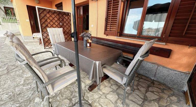 Rental apartment with garden & terrace — photo 4