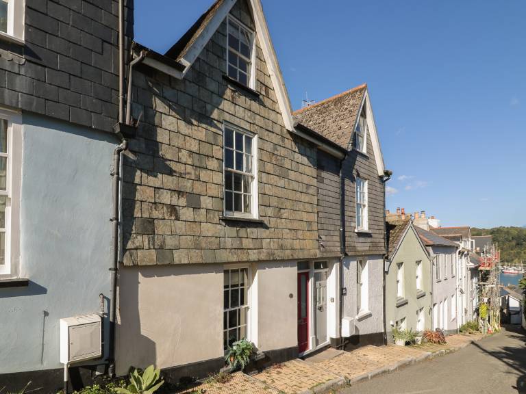 Cottage with garden | Beach view — photo 3