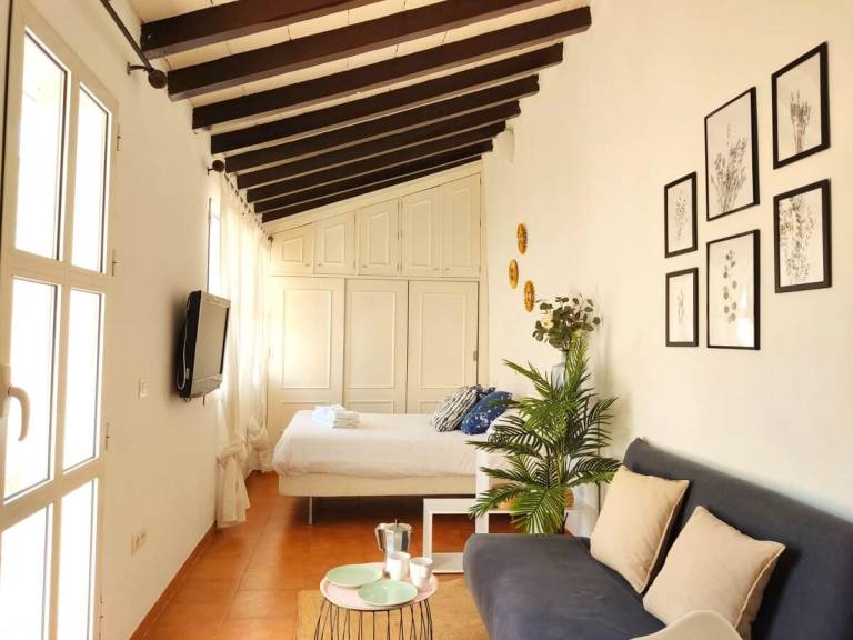 Stunning attic w. private terrace+Parking optional — photo 2