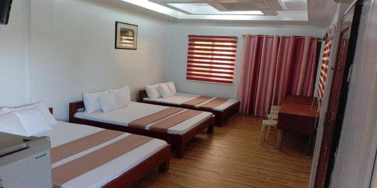 FNT Transient House near Hundred Islands in Alaminos