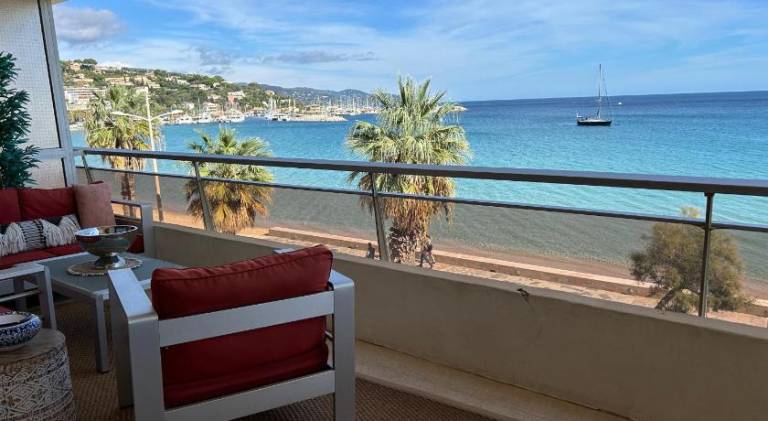 Premium Sea Front Apartment — photo 3