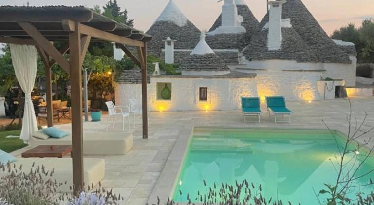 Vacation home with pool in Franca