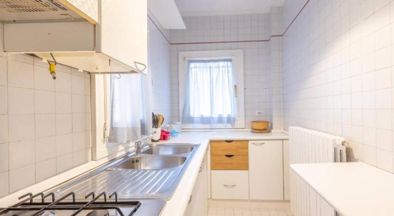 Rental apartment | Close to Two Towers — photo 5