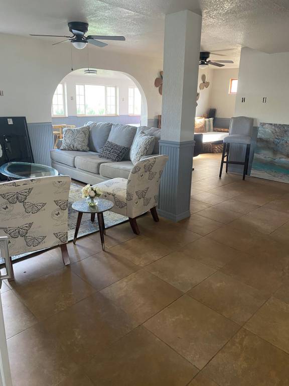 Pension  Branford