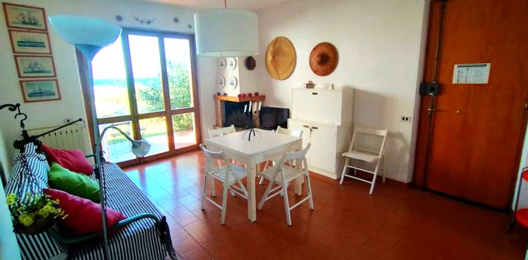 Holiday apartment with garden — photo 4