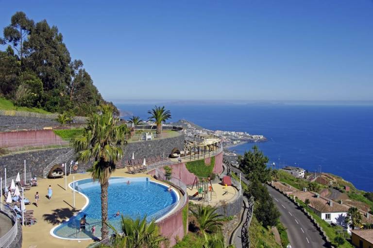 Aparthotel Câmara de Lobos